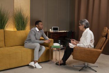 authentic-scene-young-person-undergoing-psychological-therapy (1)